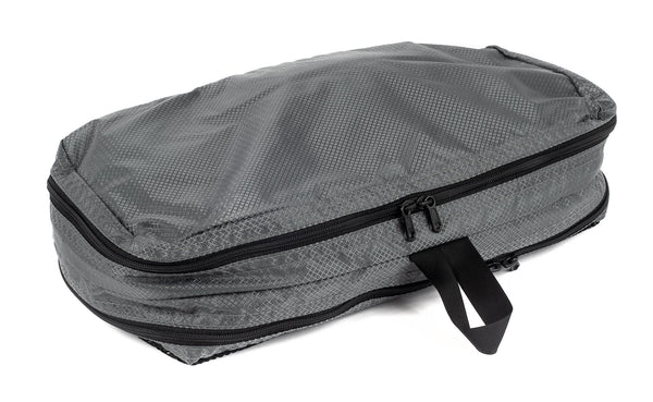 Small Laundry Packing Cube in Graphite Piscine
